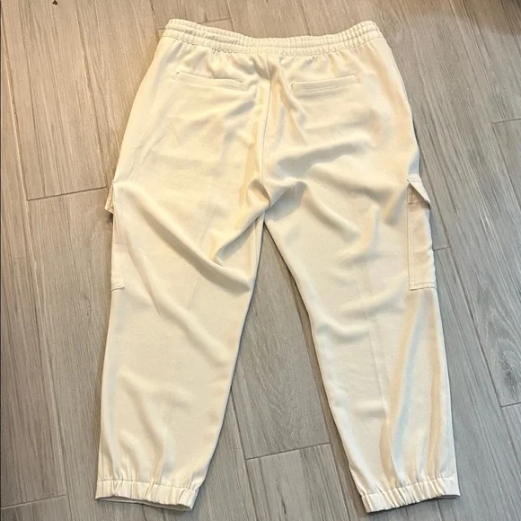 Women’s Cream Cargo Pants - Picture 2 of 6